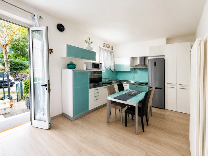 La cucina e l’accesso all’esterno